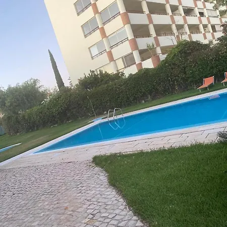 Lovely Flat Em Algarve شقة كوارتيرا